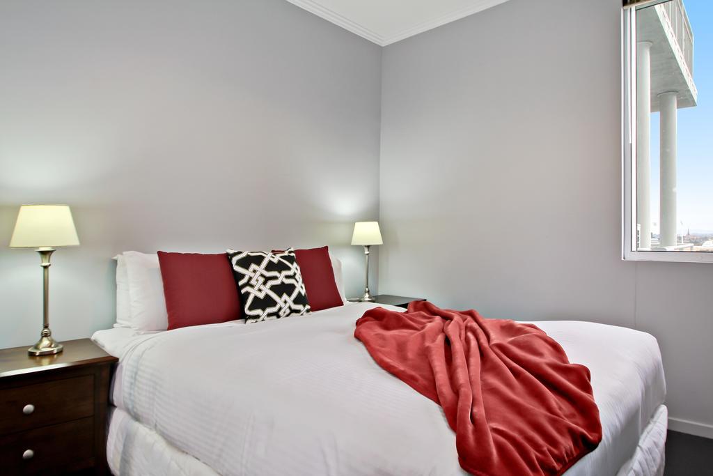 Southbank Apartments 28 Southgate Мелбърн Екстериор снимка